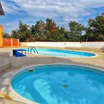 Appartement In Li Njan Near Bora *
