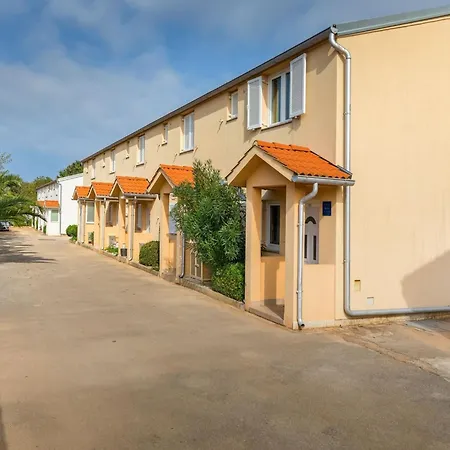 In Li Njan Near Bora Appartement Ližnjan