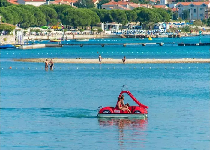 In Li Njan Near Bora * Ližnjan