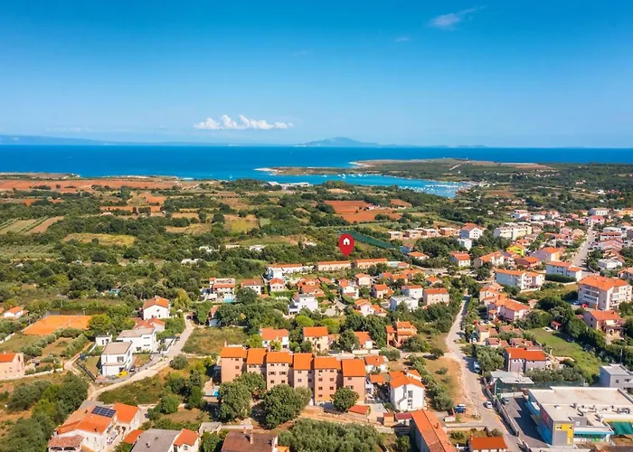 In Li Njan Near Bora Appartement