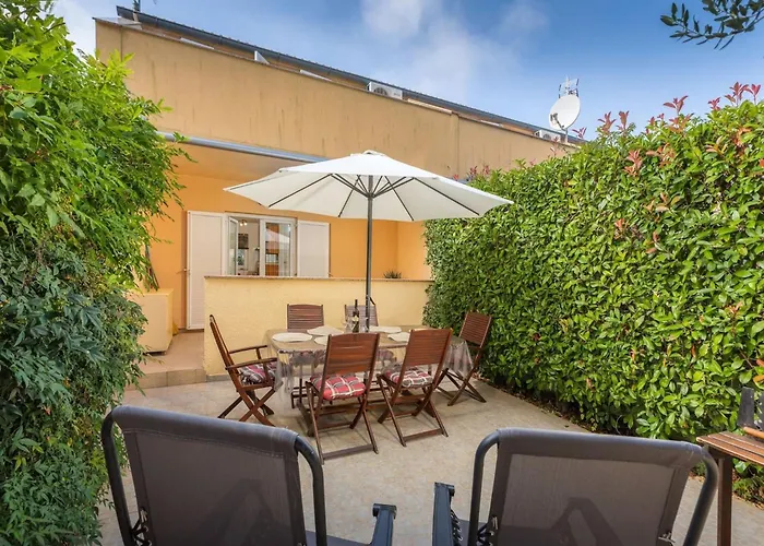 Appartement In Li Njan Near Bora