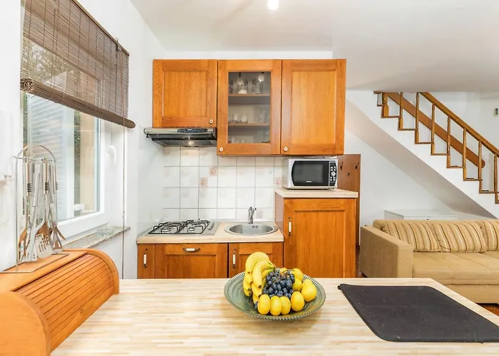 In Li Njan Near Bora Lejlighed *